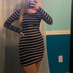 Longsleeve Black and White Stripe Mini Bodycon Dress